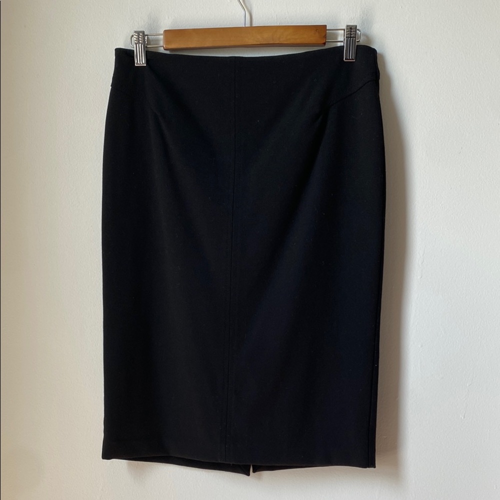 White House Black Market Classic lined Black Pencil Skirt, size 8